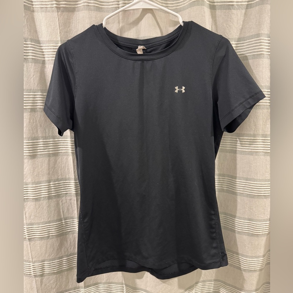Black Under Armour workout shirt. Dry-fit material. Size Medium